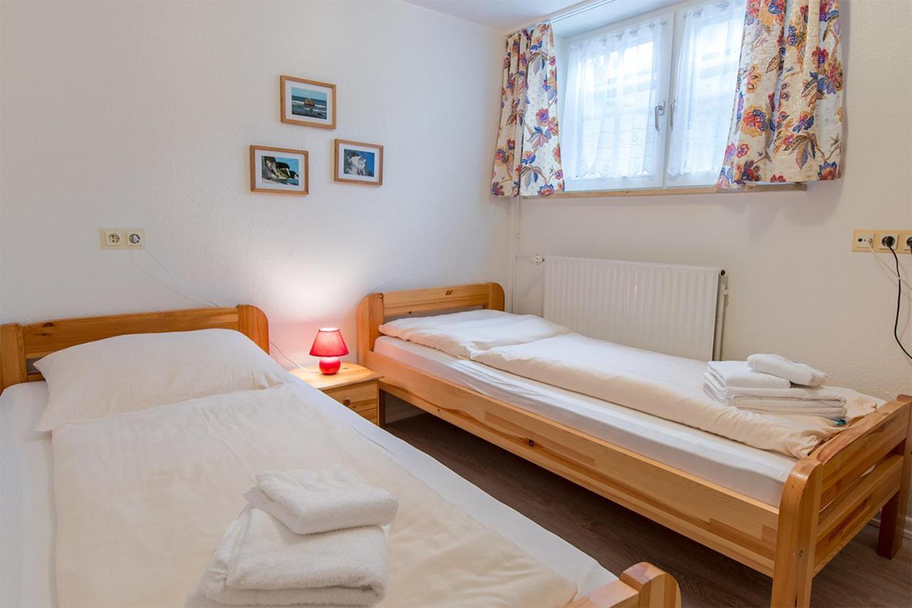 Südstrand 3 *